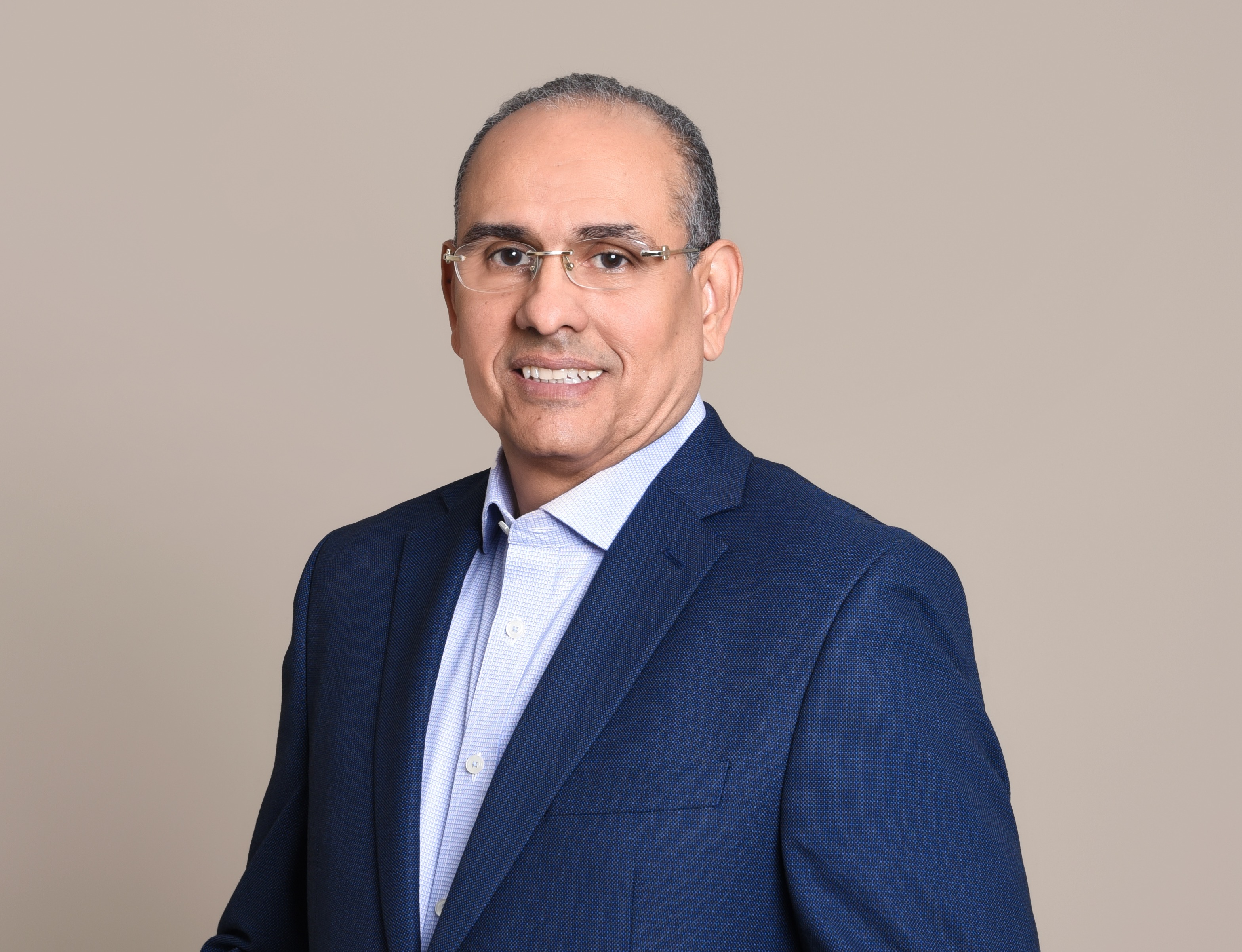 Dr. Osiris Valdez Tiburcio